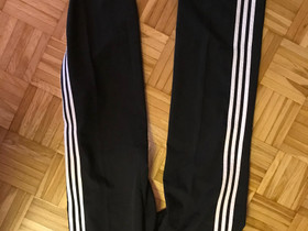 Adidas, Vaatteet ja kengät, Mikkeli, Tori.fi Adidas, Vaatteet ja kengät, Mikkeli, Tori.fi