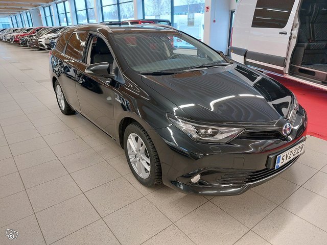 Toyota Auris 2