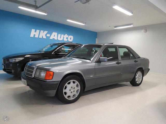 Mercedes-Benz 190