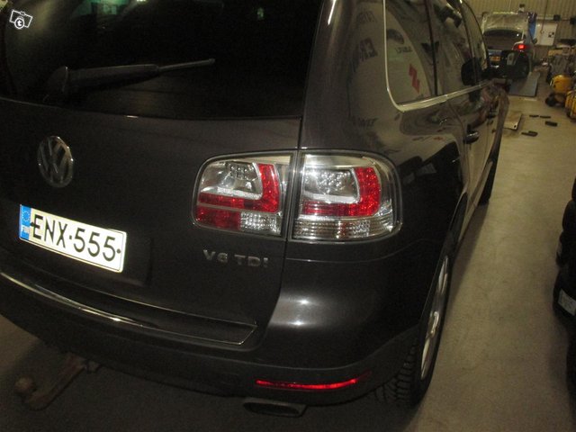 Volkswagen Touareg 3