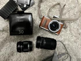 Olympus e-pl8 + objektiiveja, Kamerat, Kamerat ja valokuvaus, Pori, Tori.fi Olympus e-pl8 + objektiiveja, Kamerat, Kamerat ja valokuvaus, Pori, Tori.fi