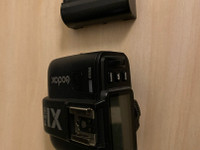 Godox X1T ja EN-EL15 akku. Nikon