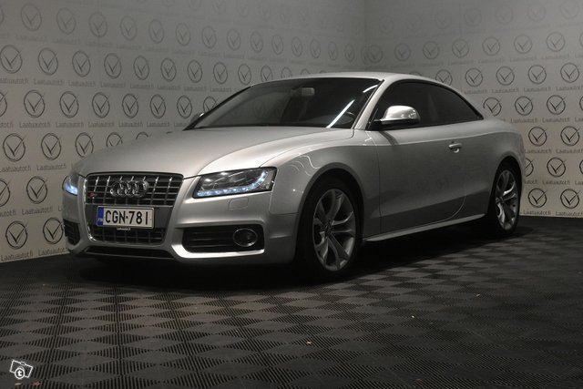 Audi S5