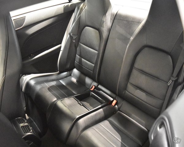 Mercedes-Benz E 11