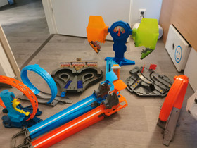 Iso hotwheels setti, Lelut ja pelit, Lastentarvikkeet ja lelut, Kouvola, Tori.fi Iso hotwheels setti, Lelut ja pelit, Lastentarvikkeet ja lelut, Kouvola, Tori.fi