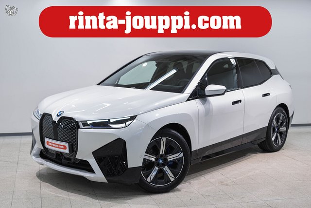 BMW IX, kuva 1