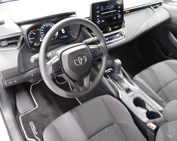 Toyota Corolla 9