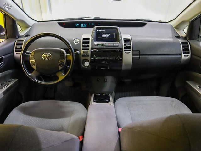 Toyota Prius 21