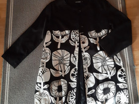 Evinka puuvillatakki Marimekko SPK, Lelut ja pelit, Lastentarvikkeet ja lelut, Pieksämäki, Tori.fi Evinka puuvillatakki Marimekko SPK, Lelut ja pelit, Lastentarvikkeet ja lelut, Pieksämäki, Tori.fi
