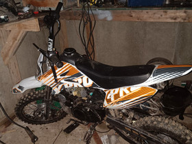 X-Pro fx, Muut motot, Moto, Sievi, Tori.fi X-Pro fx, Muut motot, Moto, Sievi, Tori.fi