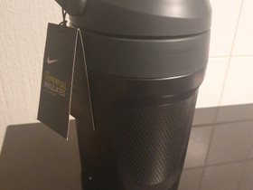 ISO uusi Nike juoma-/termospullo, Muu urheilu ja ulkoilu, Urheilu ja ulkoilu, Espoo, Tori.fi ISO uusi Nike juoma-/termospullo, Muu urheilu ja ulkoilu, Urheilu ja ulkoilu, Espoo, Tori.fi