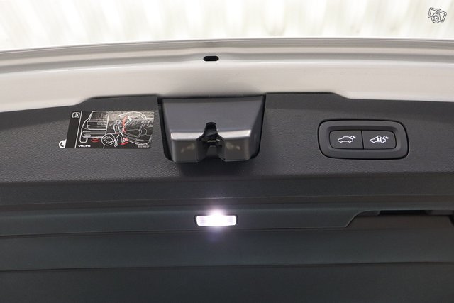 Volvo V60 19