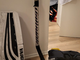 Jääkiekko varusteita, Jääkiekko ja luistelu, Urheilu ja ulkoilu, Kouvola, Tori.fi Jääkiekko varusteita, Jääkiekko ja luistelu, Urheilu ja ulkoilu, Kouvola, Tori.fi