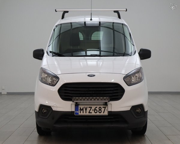 Ford TRANSIT COURIER 3