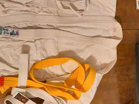 Judo puku, koko 140, Pelit ja muut harrastukset, Hämeenlinna, Tori.fi Judo puku, koko 140, Pelit ja muut harrastukset, Hämeenlinna, Tori.fi