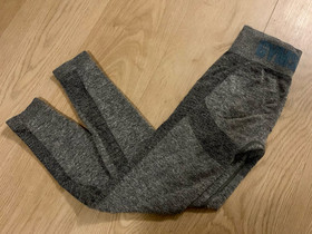 Gymshark trikoot S, Vaatteet ja kengät, Jyväskylä, Tori.fi Gymshark trikoot S, Vaatteet ja kengät, Jyväskylä, Tori.fi