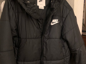Nike toppatakki M, Vaatteet ja kengät, Turku, Tori.fi Nike toppatakki M, Vaatteet ja kengät, Turku, Tori.fi