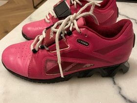 Reebok Painonnostokengät, Vaatteet ja kengät, Turku, Tori.fi Reebok Painonnostokengät, Vaatteet ja kengät, Turku, Tori.fi