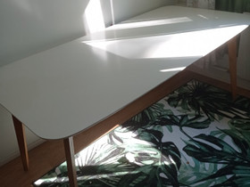 Iso ruokapöytä, Pöydät ja tuolit, Sisustus ja huonekalut, Mikkeli, Tori.fi Iso ruokapöytä, Pöydät ja tuolit, Sisustus ja huonekalut, Mikkeli, Tori.fi