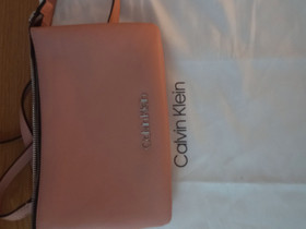 Calvin Klein laukku, Laukut ja hatut, Asusteet ja kellot, Turku, Tori.fi Calvin Klein laukku, Laukut ja hatut, Asusteet ja kellot, Turku, Tori.fi