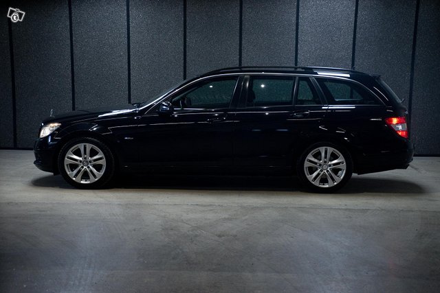 Mercedes-Benz C 2