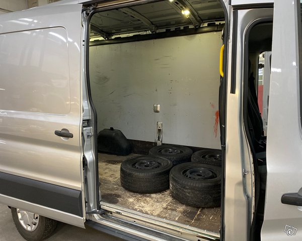 FORD TRANSIT 11