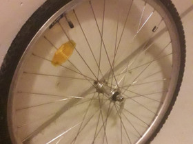 Nastarengas vanteella., Pyörätarvikkeet ja kypärät, Polkupyörät ja pyöräily, Turku, Tori.fi Nastarengas vanteella., Pyörätarvikkeet ja kypärät, Polkupyörät ja pyöräily, Turku, Tori.fi