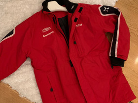 Umbro - miesten talvitakki L, Vaatteet ja kengät, Seinäjoki, Tori.fi Umbro - miesten talvitakki L, Vaatteet ja kengät, Seinäjoki, Tori.fi