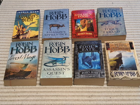Fantasiakirjoja Robin Hobb, Kaunokirjallisuus, Kirjat ja lehdet, Kajaani, Tori.fi Fantasiakirjoja Robin Hobb, Kaunokirjallisuus, Kirjat ja lehdet, Kajaani, Tori.fi