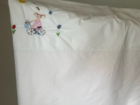 Pussilakana ja tyynyliina, Sängyt ja makuuhuone, Sisustus ja huonekalut, Hyvinkää, Tori.fi Pussilakana ja tyynyliina, Sängyt ja makuuhuone, Sisustus ja huonekalut, Hyvinkää, Tori.fi