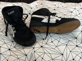 Painitossut asics koko 36, Kamppailulajit, Urheilu ja ulkoilu, Ilmajoki, Tori.fi Painitossut asics koko 36, Kamppailulajit, Urheilu ja ulkoilu, Ilmajoki, Tori.fi