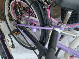 Sarda, Lasten pyörät, Polkupyörät ja pyöräily, Turku, Tori.fi Sarda, Lasten pyörät, Polkupyörät ja pyöräily, Turku, Tori.fi