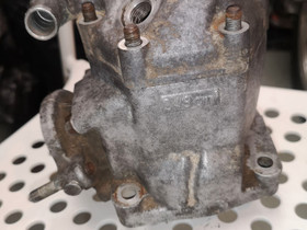 Honda nsr sylinteri ja kansi, Moottoripyörän varaosat ja tarvikkeet, Mototarvikkeet ja varaosat, Vaasa, Tori.fi Honda nsr sylinteri ja kansi, Moottoripyörän varaosat ja tarvikkeet, Mototarvikkeet ja varaosat, Vaasa, Tori.fi
