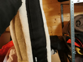 Karvavyö 140cm, Satulat ja varusteet, Hevoset ja hevosurheilu, Kangasala, Tori.fi Karvavyö 140cm, Satulat ja varusteet, Hevoset ja hevosurheilu, Kangasala, Tori.fi