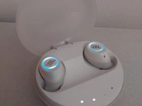 JBL langattomat nappikuulokkeet, Puhelintarvikkeet, Puhelimet ja tarvikkeet, Kemi, Tori.fi JBL langattomat nappikuulokkeet, Puhelintarvikkeet, Puhelimet ja tarvikkeet, Kemi, Tori.fi