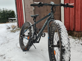 Falcon FatBike, Maastopyörät, Polkupyörät ja pyöräily, Säkylä, Tori.fi Falcon FatBike, Maastopyörät, Polkupyörät ja pyöräily, Säkylä, Tori.fi