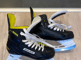 Bauer N20 4 (37,5), Jääkiekko ja luistelu, Urheilu ja ulkoilu, Paimio, Tori.fi Bauer N20 4 (37,5), Jääkiekko ja luistelu, Urheilu ja ulkoilu, Paimio, Tori.fi