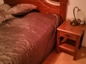 Sängynpääty, yöpöydät, Sängyt ja makuuhuone, Sisustus ja huonekalut, Kouvola, Tori.fi Sängynpääty, yöpöydät, Sängyt ja makuuhuone, Sisustus ja huonekalut, Kouvola, Tori.fi