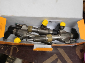 Volvo v60 D2 suuttimet 3kpl, Autovaraosat, Auton varaosat ja tarvikkeet, Kontiolahti, Tori.fi Volvo v60 D2 suuttimet 3kpl, Autovaraosat, Auton varaosat ja tarvikkeet, Kontiolahti, Tori.fi