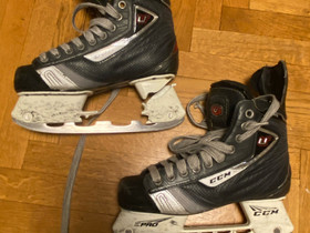 CCM luistimet 37,5koko, Jääkiekko ja luistelu, Urheilu ja ulkoilu, Turku, Tori.fi CCM luistimet 37,5koko, Jääkiekko ja luistelu, Urheilu ja ulkoilu, Turku, Tori.fi