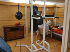 Nyrkkeily säkki ja teline, Kuntoilu ja fitness, Urheilu ja ulkoilu, Naantali, Tori.fi Nyrkkeily säkki ja teline, Kuntoilu ja fitness, Urheilu ja ulkoilu, Naantali, Tori.fi