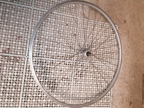 Etuvanne 28", Pyörätarvikkeet ja kypärät, Polkupyörät ja pyöräily, Tampere, Tori.fi Etuvanne 28", Pyörätarvikkeet ja kypärät, Polkupyörät ja pyöräily, Tampere, Tori.fi