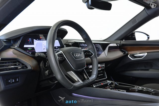 Audi E-Tron GT 25