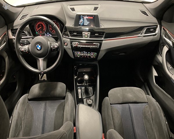 BMW X1 10