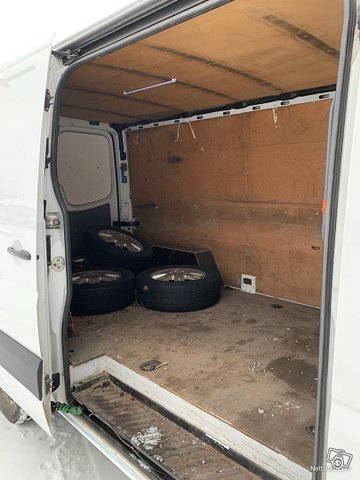 Mercedes-Benz Sprinter 11