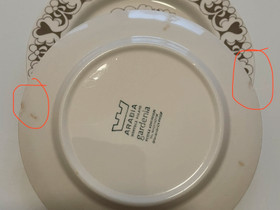 Arabia Gardenia pullalautaset 3kpl, Tarjoiluastiat, Keittiötarvikkeet ja astiat, Varkaus, Tori.fi Arabia Gardenia pullalautaset 3kpl, Tarjoiluastiat, Keittiötarvikkeet ja astiat, Varkaus, Tori.fi