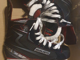 Bauer Vapor X2.7 koko 39, Jääkiekko ja luistelu, Urheilu ja ulkoilu, Mustasaari, Tori.fi Bauer Vapor X2.7 koko 39, Jääkiekko ja luistelu, Urheilu ja ulkoilu, Mustasaari, Tori.fi