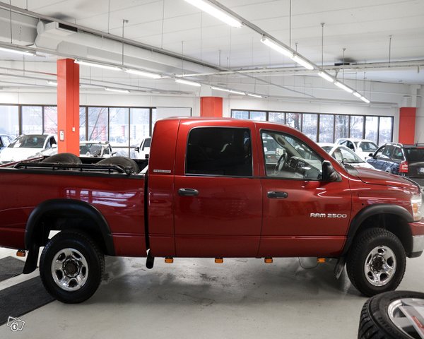 Dodge RAM 2500 4