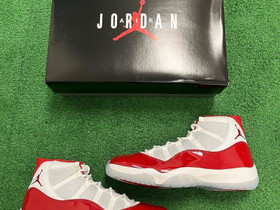 Jordan 11 Cherry, Vaatteet ja kengät, Espoo, Tori.fi Jordan 11 Cherry, Vaatteet ja kengät, Espoo, Tori.fi