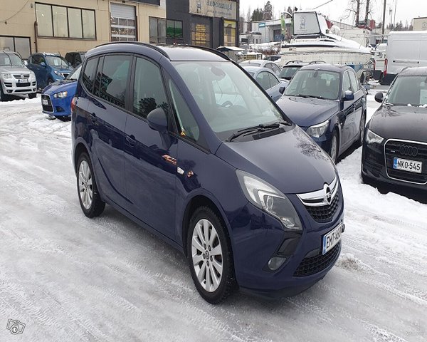 Opel Zafira Tourer